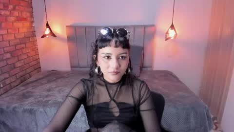 Hanna clark online show from April 2026 12:08:02 PM