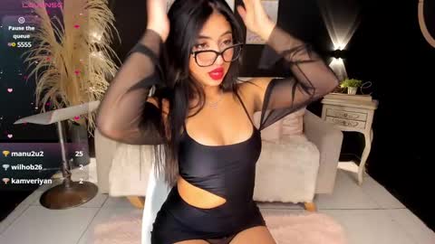 Snapshot of hanna_fost chatting on January 2025 12:54:02 PM im Hanna online show from January 2025 12:54:02 PM