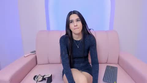 Snapshot of hanna_foxi chatting on June 2026 12:10:01 PM Hanna Foxi online show from June 2026 12:10:01 PM