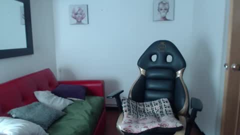 hanna_lamber online show from March 2026 11:21:02 AM