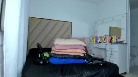 Hanna online show from September 2025 02:34:02 AM