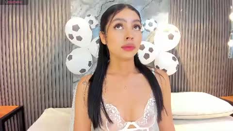 Snapshot of hanna_stell chatting on June 2026 01:33:01 PM Hanna S online show from June 2026 01:33:01 PM