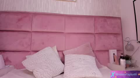 Snapshot of hanna_taylorr chatting on October 2025 03:26:02 AM Hanna online show from October 2025 03:26:02 AM