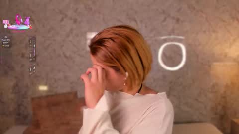 Hanna  online show from March 2026 08:26:02 PM