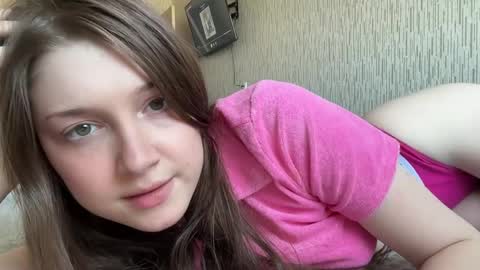 hanna_webber online show from June 2026 10:21:02 AM