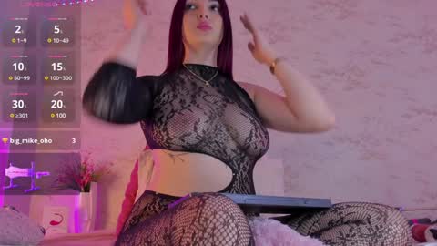 Snapshot of hannablaze_ chatting on January 2025 03:40:02 AM HannaB online show from January 2025 03:40:02 AM