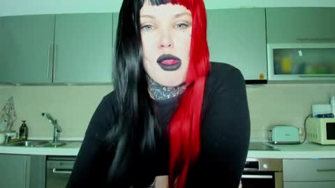 Hannah online show from March 2025 04:35:01 PM