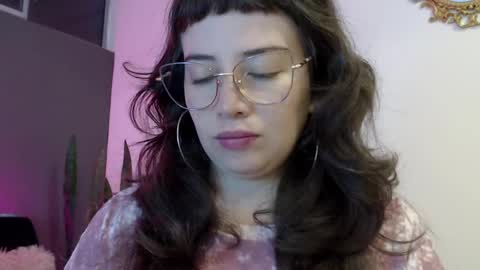 Snapshot of hannah_hexx chatting on May 2026 02:41:01 AM HannahHexx online show from May 2026 02:41:01 AM