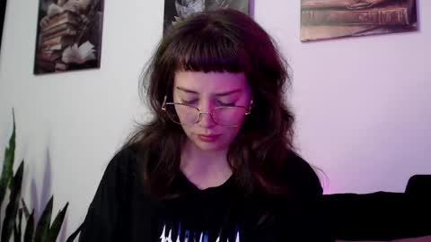 Snapshot of hannah_hexx chatting on May 2026 02:07:02 AM HannahHexx online show from May 2026 02:07:02 AM