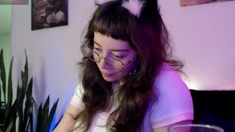 Snapshot of hannah_hexx chatting on May 2026 01:56:01 AM HannahHexx online show from May 2026 01:56:01 AM