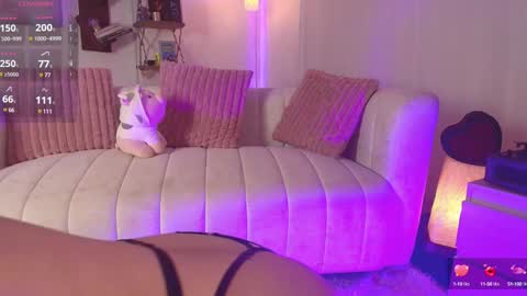 hannah_lovee online show from January 2025 06:46:01 AM