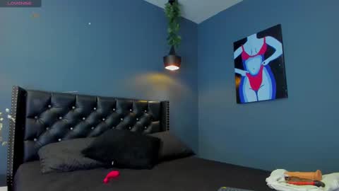 HANNAH MILLER online show from March 2025 06:01:02 PM