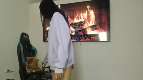 Hannah online show from August 2026 09:35:02 PM