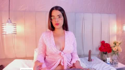 Hannah Lee online show from September 2025 08:01:02 PM