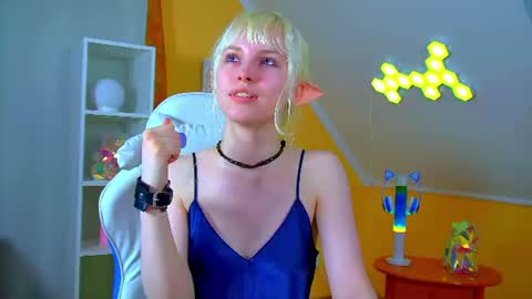 Snapshot of hannahhollis chatting on July 2026 06:14:02 PM Hannah online show from July 2026 06:14:02 PM