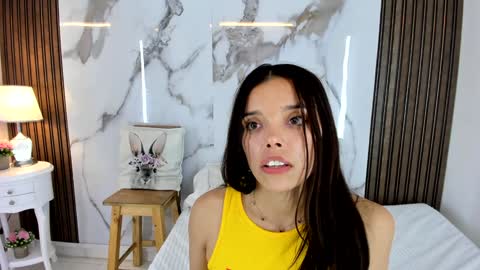 Hannahill69 online show from December 2024 10:36:02 AM