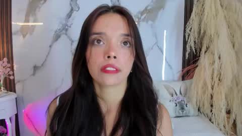 Hannahill69 online show from October 2025 05:15:01 AM