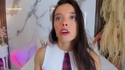 Hannahill69 online show from October 2025 04:43:02 AM