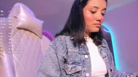 Snapshot of hannahmonttgomery chatting on February 2026 04:15:02 PM hannahmonttgomery Help me reach 100 Hands up online show from February 2026 04:15:02 PM