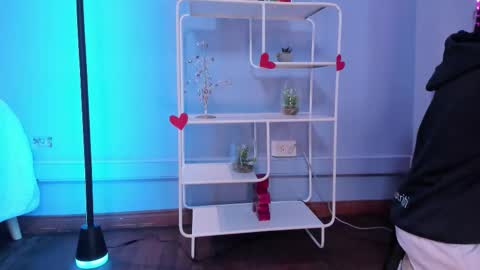 Hannah online show from February 2026 12:25:01 PM