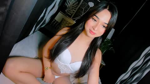 Snapshot of hannahriches chatting on January 2025 08:07:02 PM Hannah online show from January 2025 08:07:02 PM