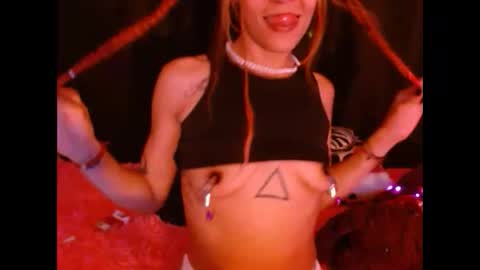 hannaqueen23 online show from September 2025 06:06:02 AM