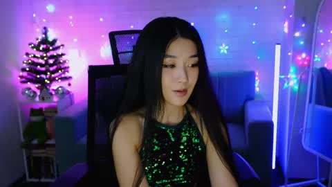 hannarosie online show from December 2025 06:05:02 PM