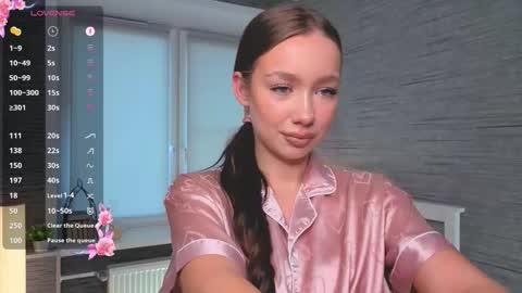 Hanna online show from October 2025 07:29:01 AM