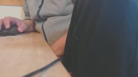 hannes_k online show from April 2026 05:30:01 AM