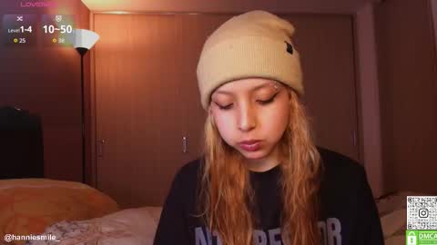 Hannie  online show from March 2026 06:57:01 PM