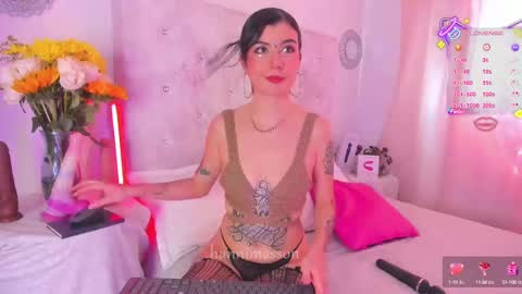 Hanni Masson online show from September 2025 04:18:01 PM