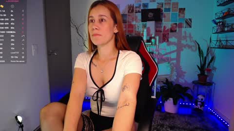 Snapshot of hanny_bennet chatting on January 2025 11:29:01 PM hanny see you tomorrow 7 pm colombia online show from January 2025 11:29:01 PM