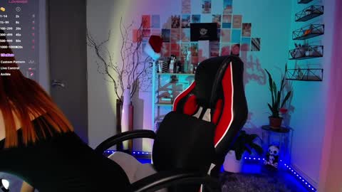Snapshot of hanny_bennet chatting on January 2025 11:26:01 PM hanny see you tomorrow 7 pm colombia online show from January 2025 11:26:01 PM