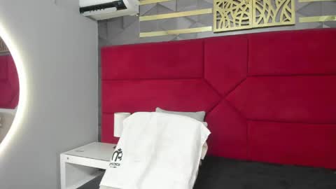 Hanny  online show from April 2026 11:47:01 AM