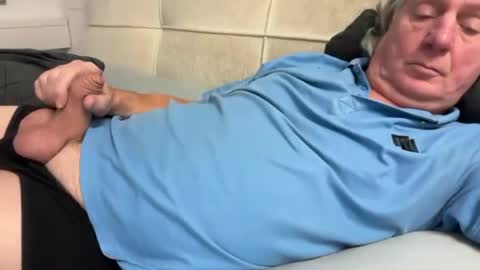 hans66760 online show from January 2025 09:01:01 PM