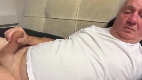 hans66760 online show from November 2025 07:04:02 PM