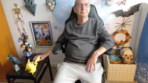 charly online show from October 2025 09:18:02 AM