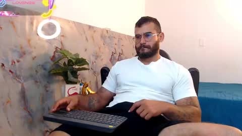 Snapshot of hanz_col chatting on September 2025 01:02:01 PM hanz_col online show from September 2025 01:02:01 PM