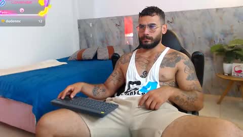 Snapshot of hanz_col chatting on October 2025 12:41:02 PM hanz_col online show from October 2025 12:41:02 PM