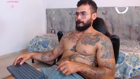 hanz_col online show from December 2025 10:46:02 AM