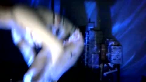 Maliboo online show from November 2025 01:09:02 AM