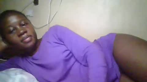 happy_dimple online show from October 2025 09:24:01 PM