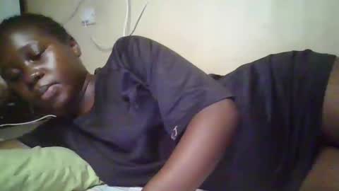 happy_dimple online show from October 2025 09:27:01 PM