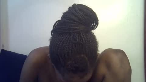 happy_kienyeji online show from December 2025 08:46:01 PM