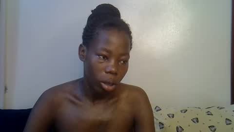 happy_kienyeji online show from December 2025 03:02:02 AM