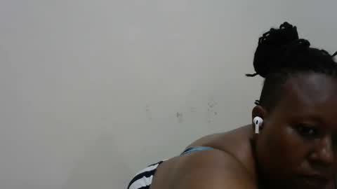 happy_slut254 online show from October 2025 03:42:02 PM