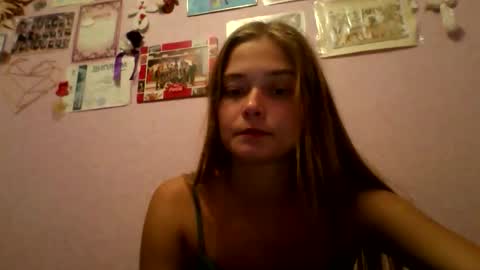 Snapshot of happyemily18 chatting on October 2025 06:23:01 PM happyemily  online show from October 2025 06:23:01 PM