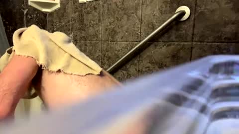 Snapshot of happyhogan1 chatting on September 2025 11:48:02 PM Jhonassmann12 online show from September 2025 11:48:02 PM