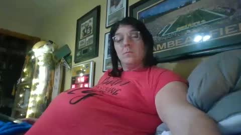 Snapshot of happynpregnantmi chatting on December 2025 10:14:01 PM happynpregnantmi online show from December 2025 10:14:01 PM