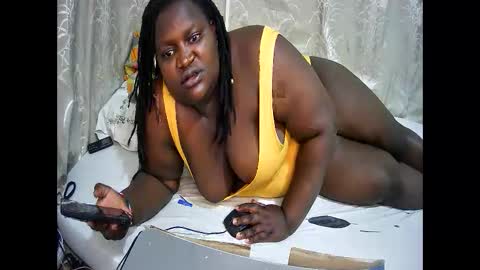 Snapshot of happysonia chatting on October 2025 09:50:02 AM happysonia online show from October 2025 09:50:02 AM